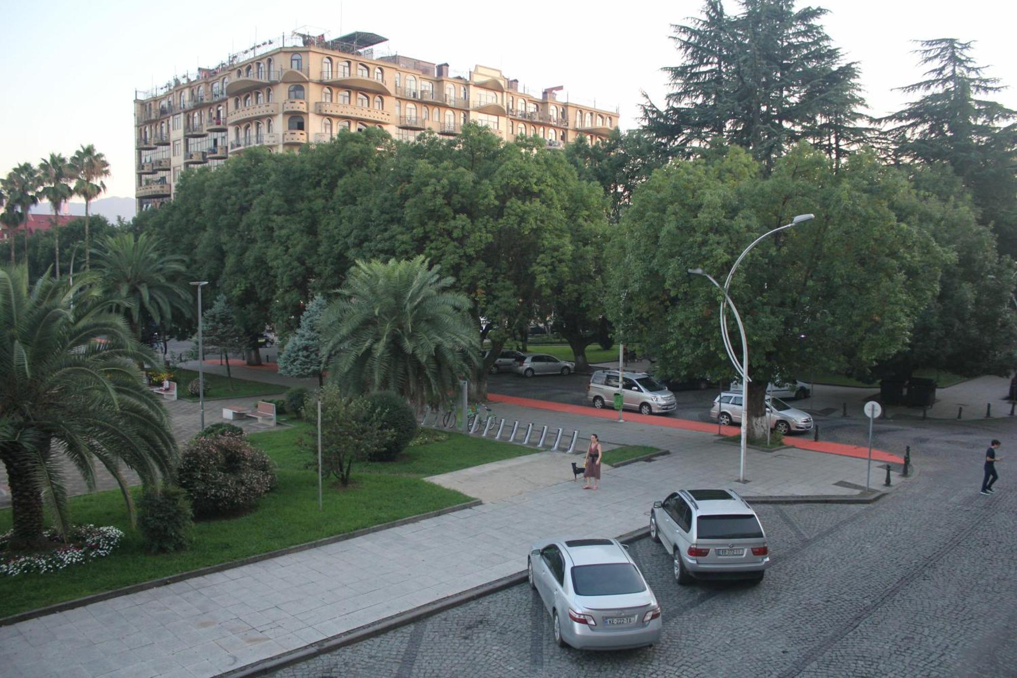Melini Boutique Hotel Batumi Exterior foto